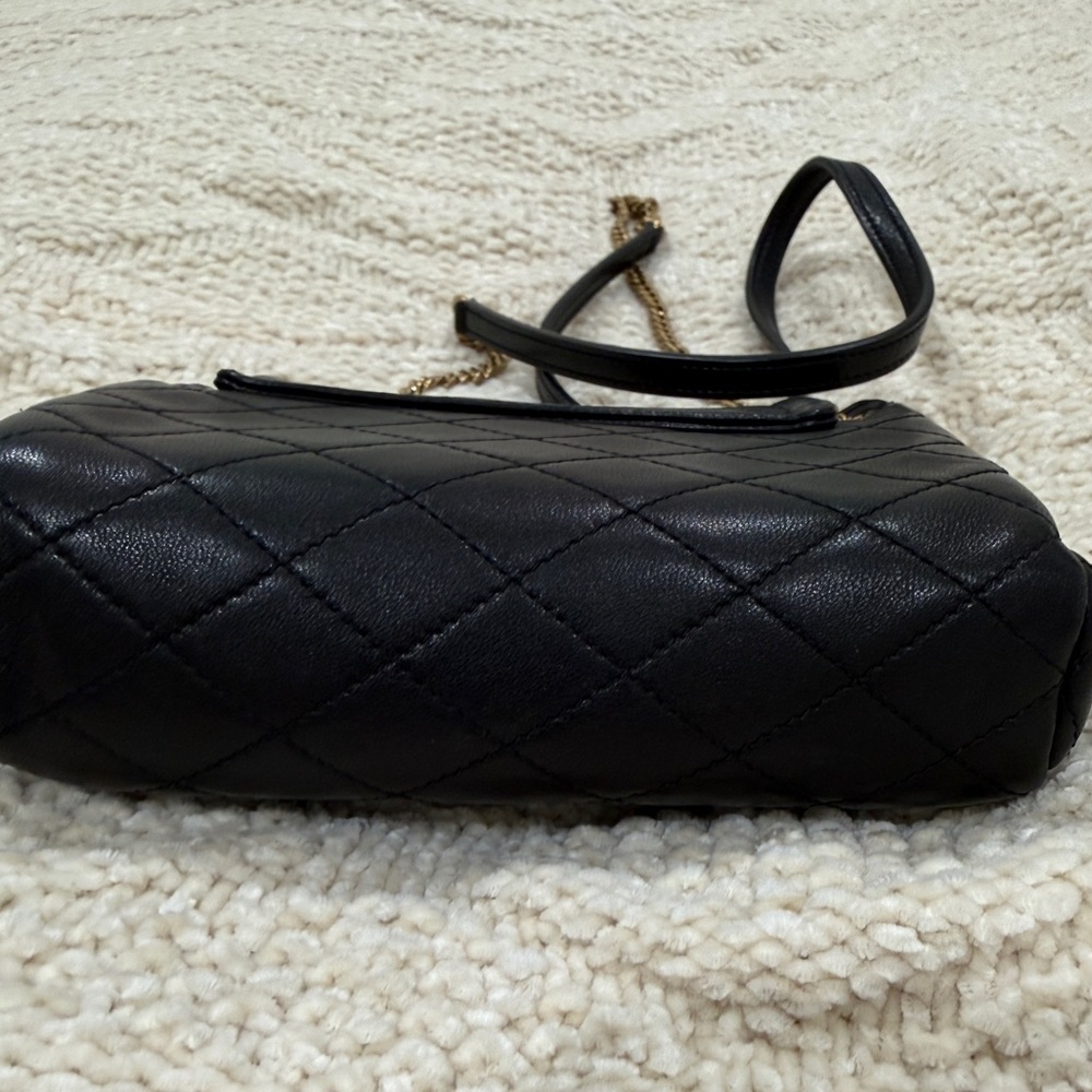 Yves Saint Laurent mini Nolita Lambskin - Picture 4 of 5